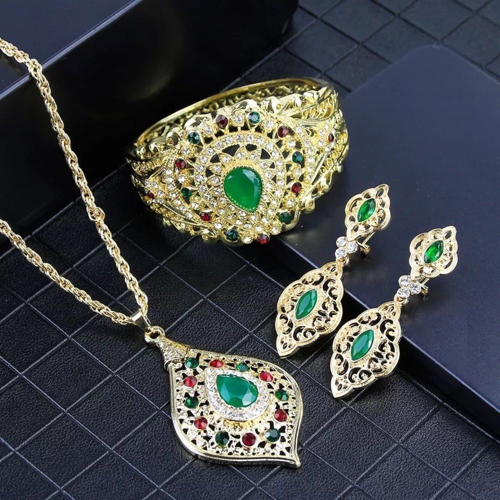 Multi green Moroccan necklace earrings and bangle set​​